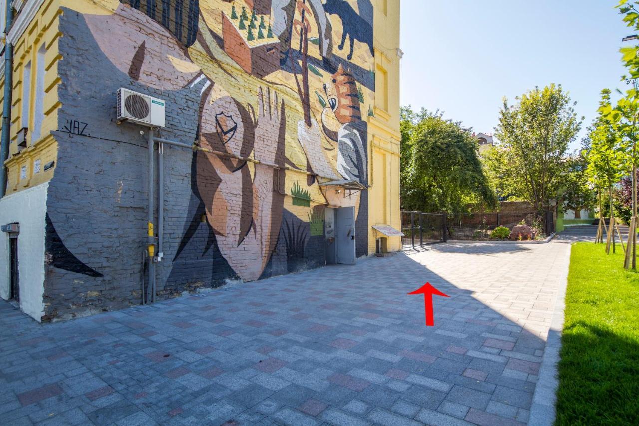 Loft Design Apartments On Desyatynnyi Ln, 7 Kiev Exterior foto